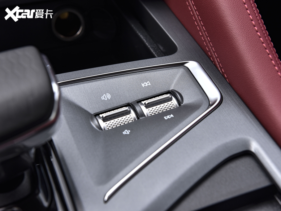 2022LCS75 PLUS 2.0T ԄŞ