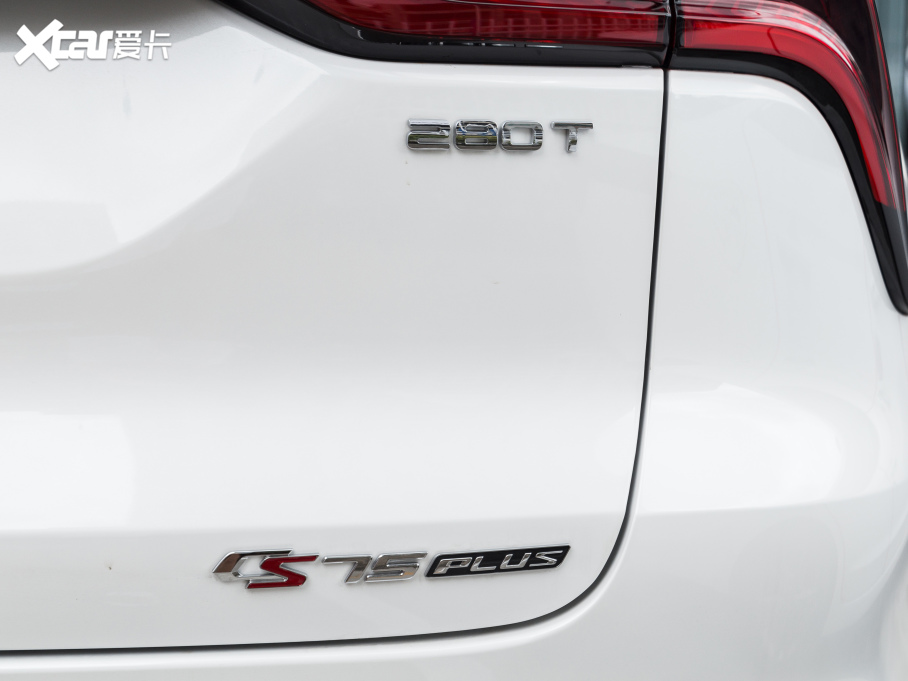 2022L(zhng)CS75 PLUS 1.5T Ԅ(dng)Ӣ