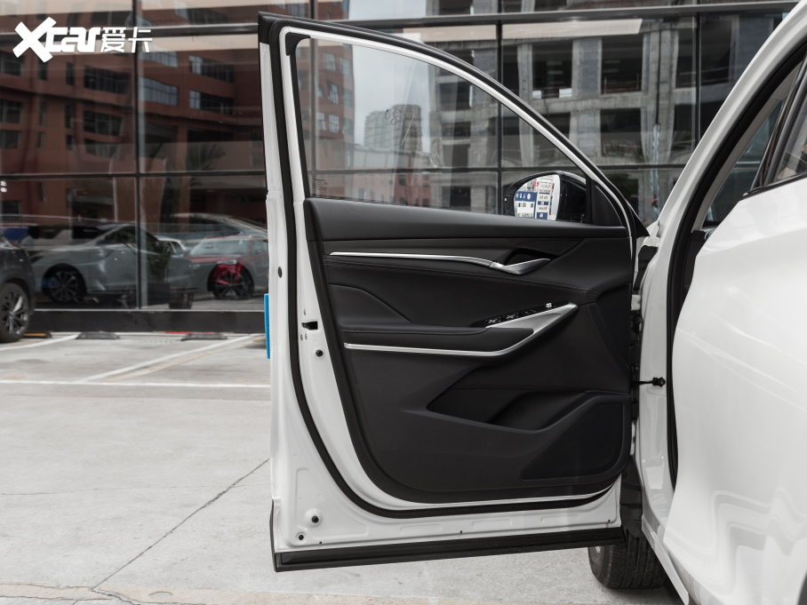 2022LCS75 PLUS 1.5T ԄӾӢ