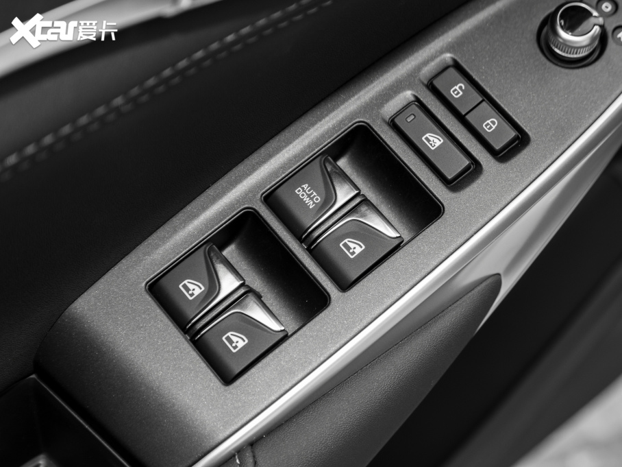 2022LCS75 PLUS 1.5T ԄӾӢ