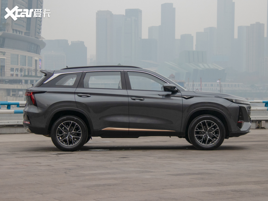 2022LCS75 PLUS ڶ 2.0T ԄŞ