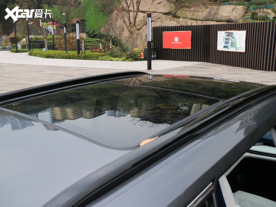 2022LCS75 PLUS ڶ 2.0T ԄŞ