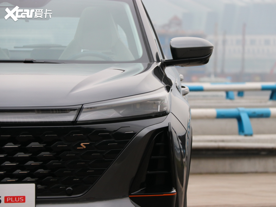 2022LCS75 PLUS ڶ 2.0T ԄŞ