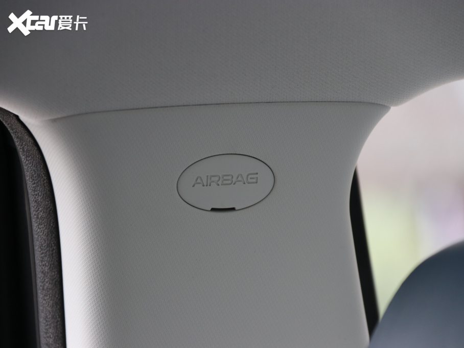 2022LCS75 PLUS ڶ 2.0T ԄŞ