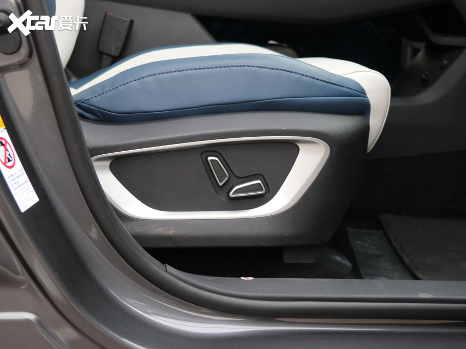 2022LCS75 PLUS ڶ 2.0T ԄŞ