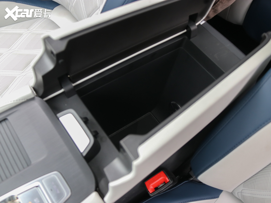 2022L(zhng)CS75 PLUS ڶ 2.0T Ԅ(dng)Ş