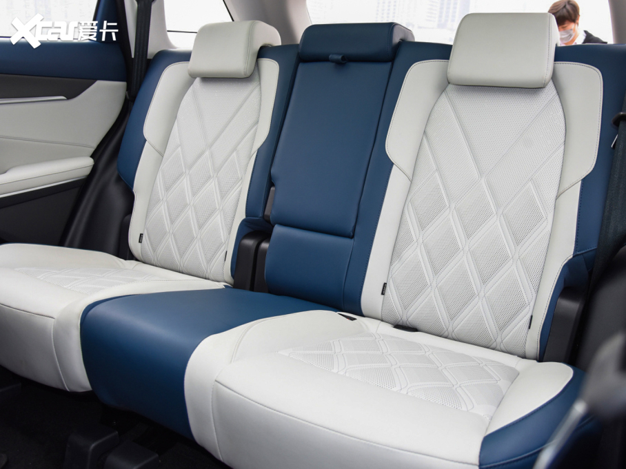 2022LCS75 PLUS ڶ 2.0T ԄŞ