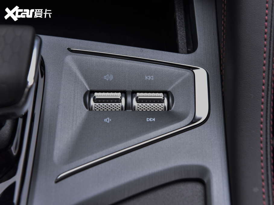 2022LCS75 PLUS 1.5T ԄF