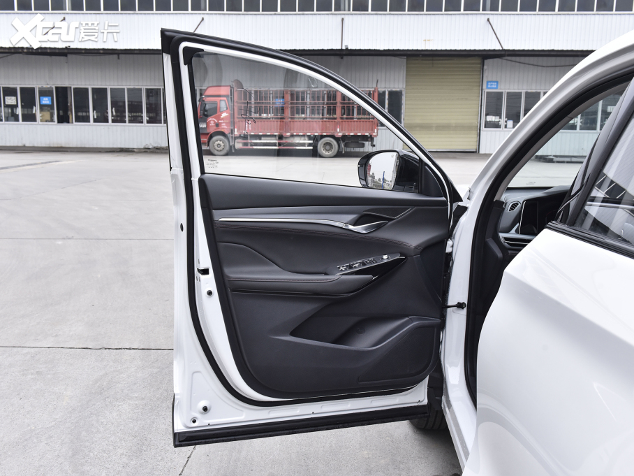 2022L(zhng)CS75 PLUS 1.5T Ԅ(dng)F