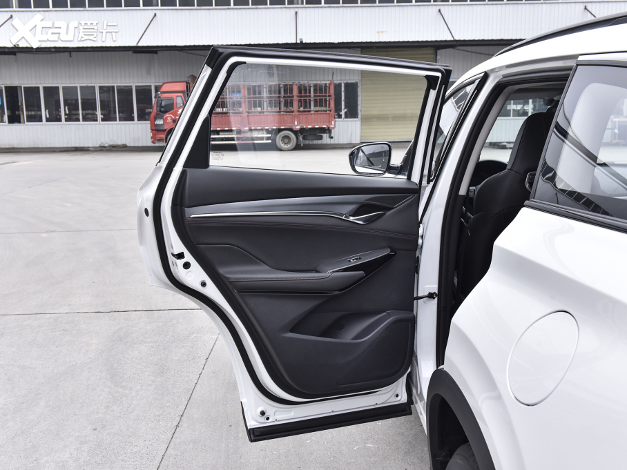 2022L(zhng)CS75 PLUS 1.5T Ԅ(dng)F