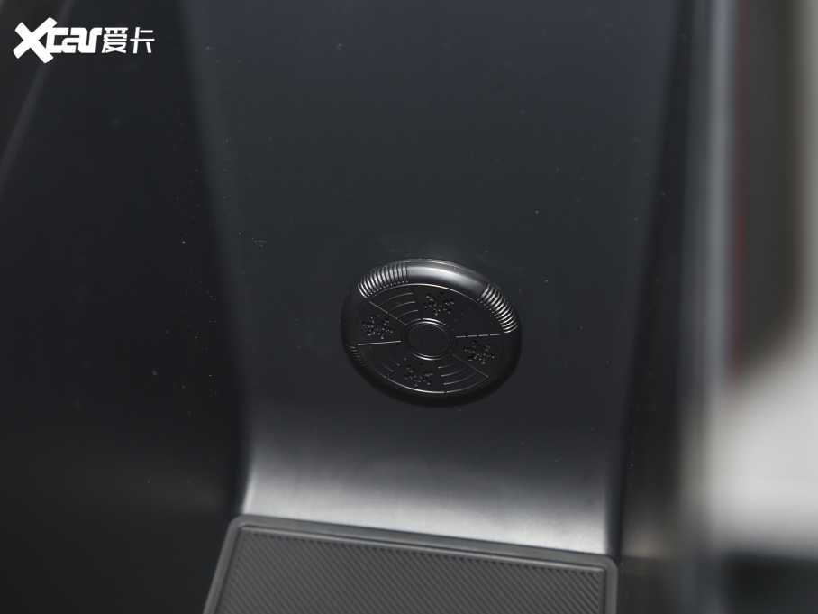 2022LCS75 PLUS ڶ 2.0T ԄF