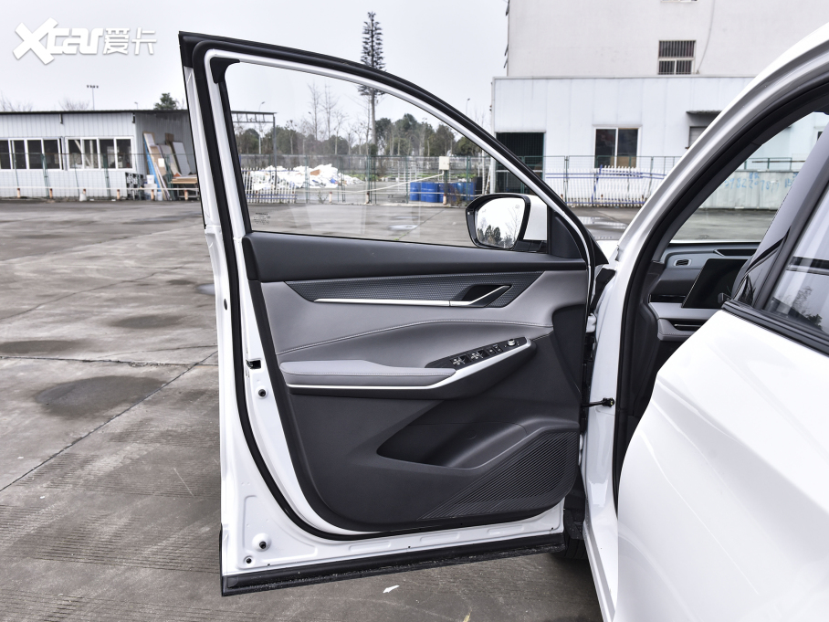 2022L(zhng)CS75 PLUS ڶ 2.0T Ԅ(dng)I(lng)