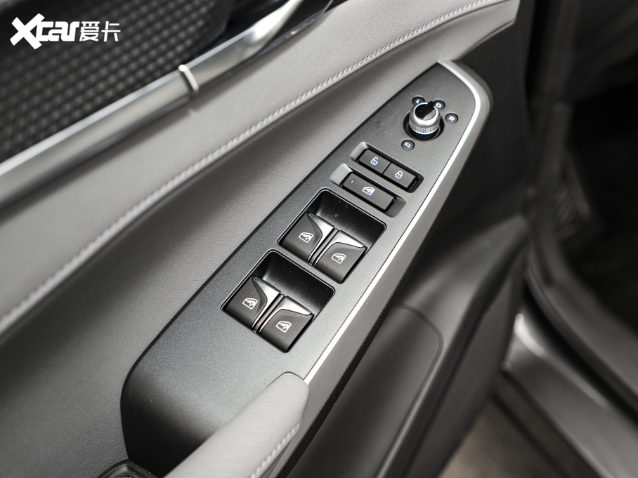 2022LCS75 PLUS ڶ 1.5T ԄI(lng)