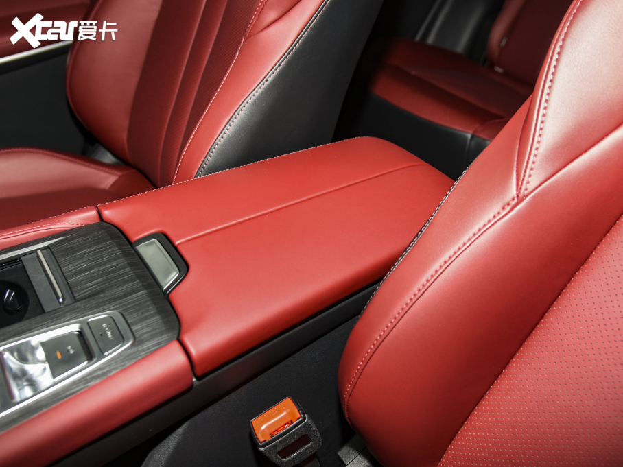 2022���L��CS75 PLUS �ڶ��� 1.5T �ԄӺ��A��