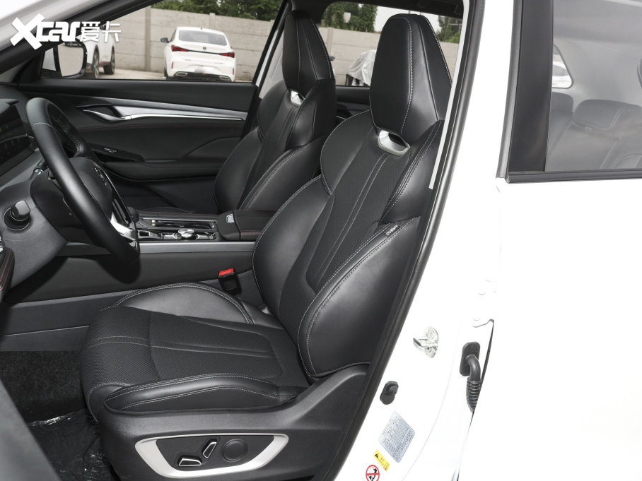 2022LCS75 PLUS  1.5T Ԅ׿Խ