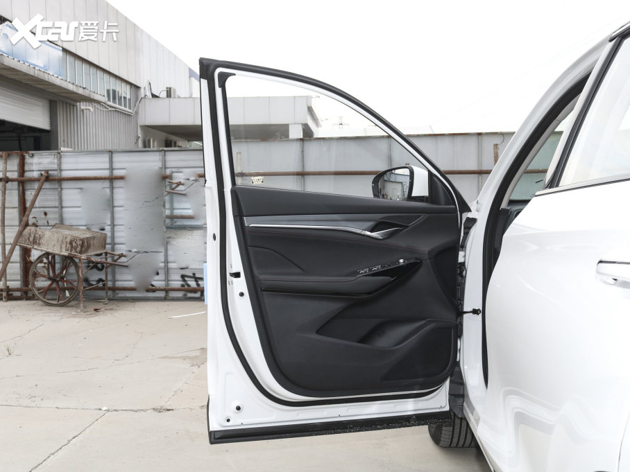 2022LCS75 PLUS  1.5T Ԅ׿Խ