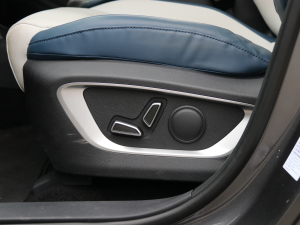 2022ڶ 2.0T Ԅ(dng)Ş {{(dio)(ji)