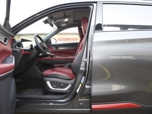 2022ڶ 2.0T ԄF ǰſg