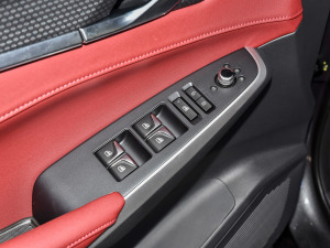 2022ڶ 1.5T Ԅ {܇ƅ^	