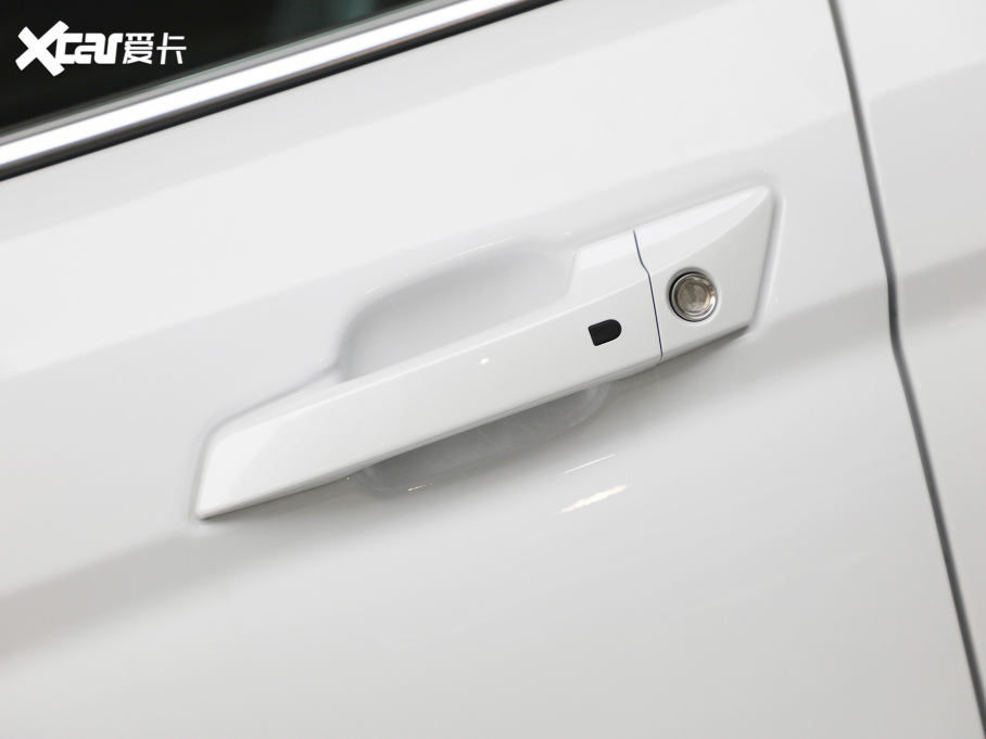 2022L(zhng)CS75 {(ln)L 1.5T ք(dng)Ӣ