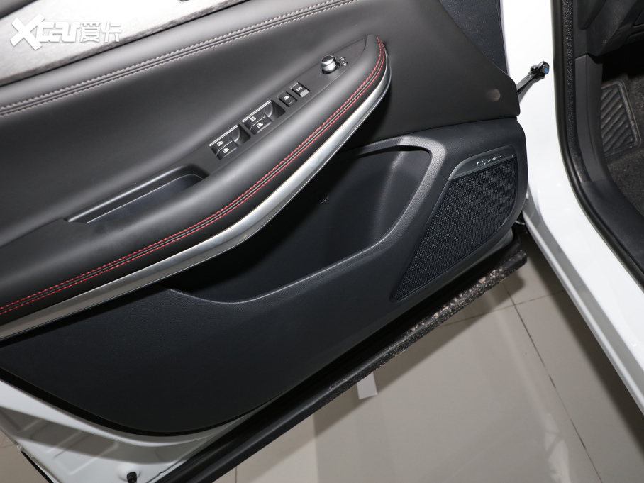 2022L(zhng)CS75 {(ln)L 1.5T ք(dng)Ӣ