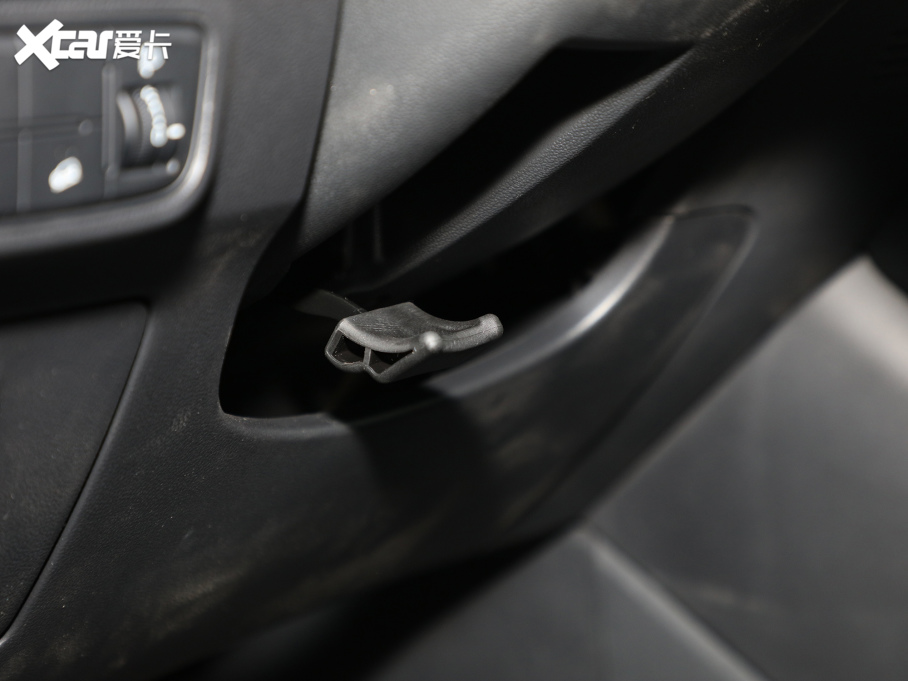 2022L(zhng)CS75 {(ln)L 1.5T ք(dng)Ӣ