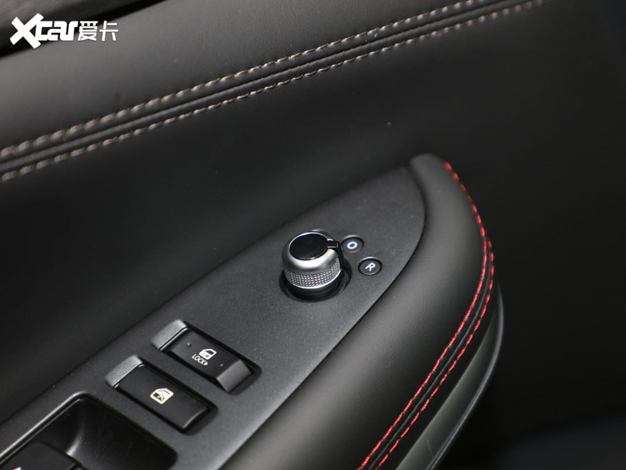 2022L(zhng)CS75 {(ln)L 1.5T ք(dng)Ӣ