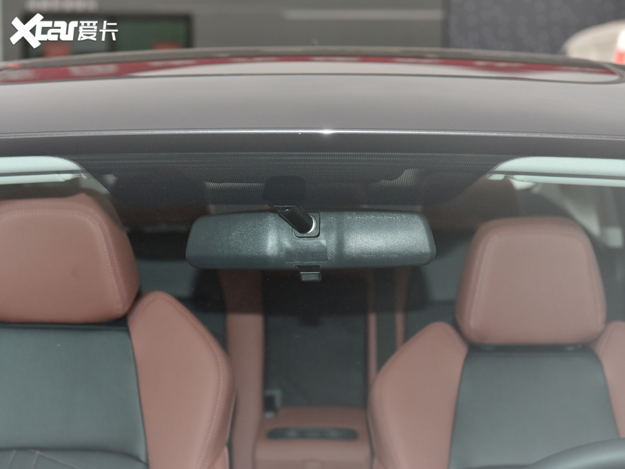 2022݄ PLUS {LNE 1.4T GDI DCTŞ