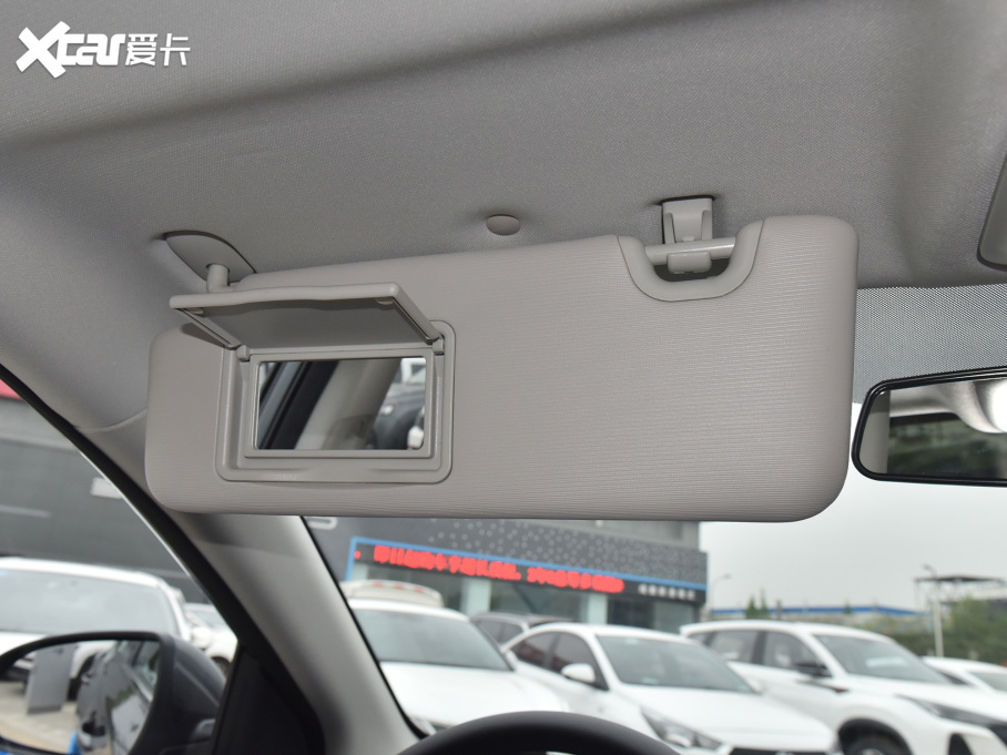 2022݄ PLUS {LNE 1.4T GDI DCTŞ