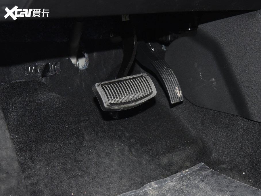 2022݄ PLUS {LNE 1.4T GDI DCTŞ