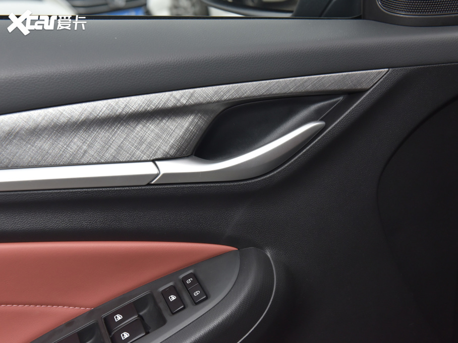 2022���݄�(d��ng) PLUS �{(l��n)�LNE 1.4T GDI DCT��Ş��