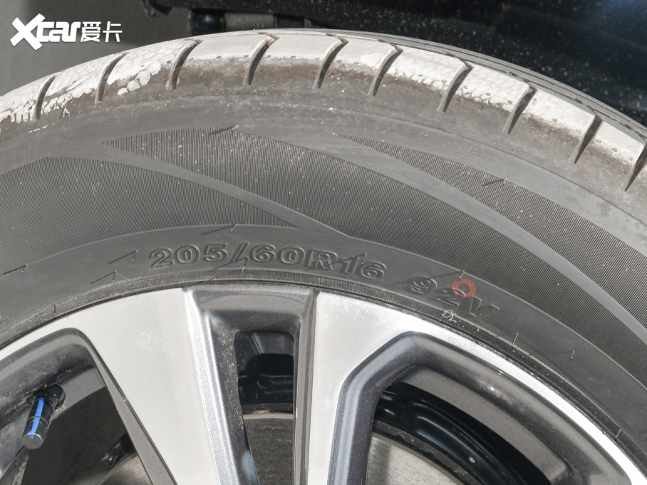 2022݄ PLUS {LNE 1.4T GDI DCTF