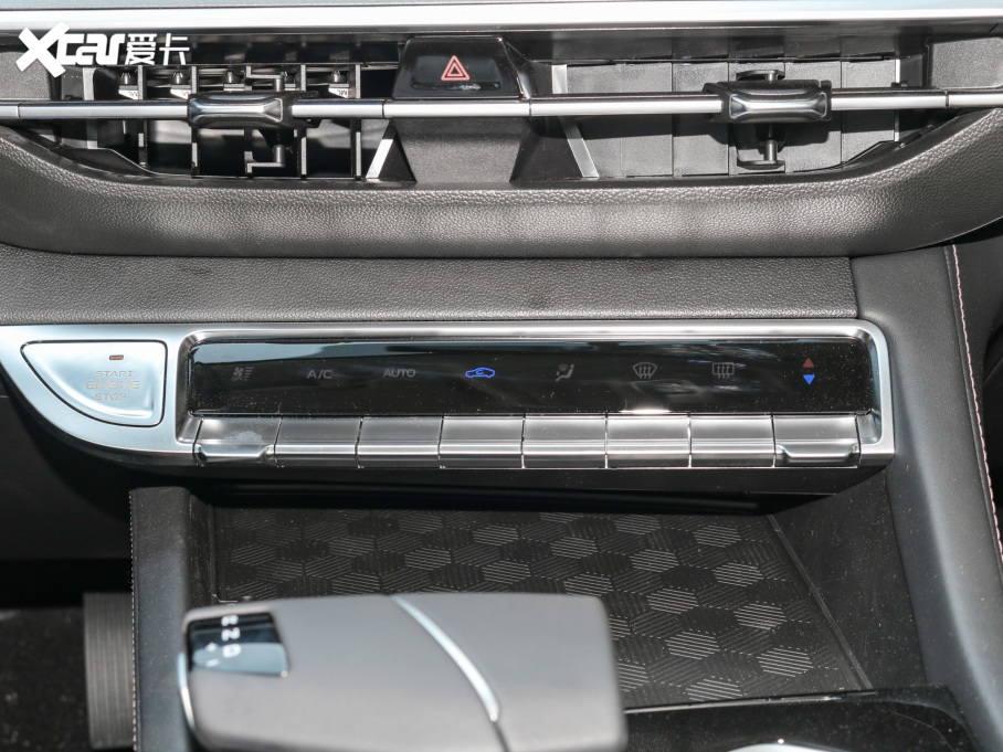 2022݄ PLUS {LNE 1.4T GDI DCTF