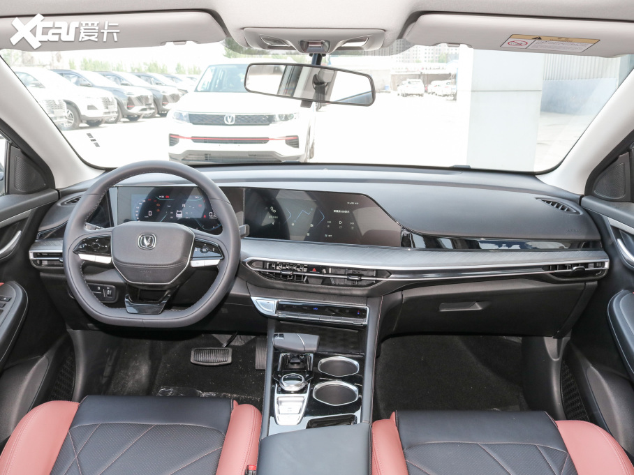 2022���݄� PLUS �{�LNE 1.4T GDI DCT���F��