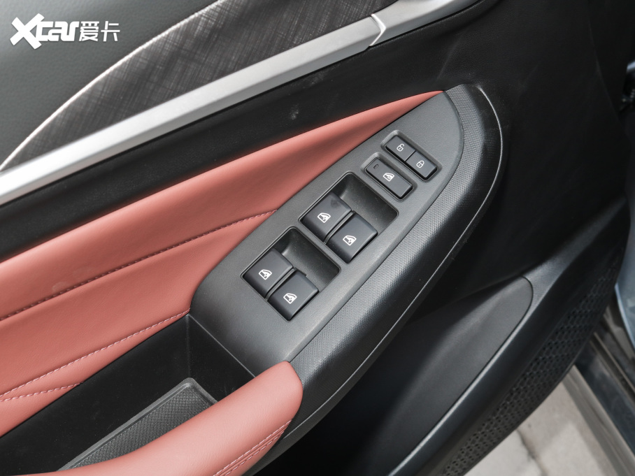 2022݄ PLUS {LNE 1.4T GDI DCTF