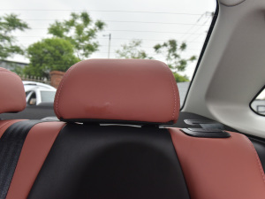 2022PLUS {LNE 1.4T GDI DCTŞ g