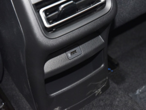 2022PLUS {LNE 1.4T GDI DCTŞ п؅^(q)