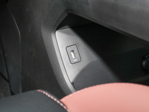 2022PLUS {LNE 1.4T GDI DCTF п؅^