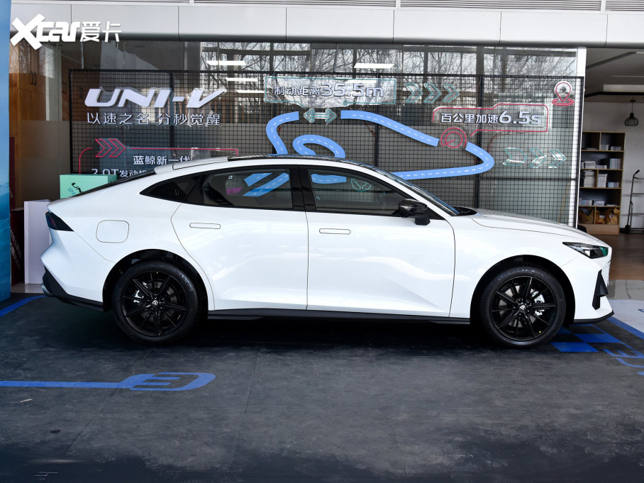 2023LUNI-V iDD 1.5T 113km ǿ