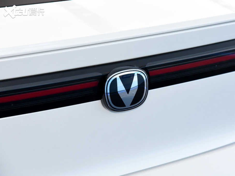 2023L(zhng)UNI-V iDD 1.5T 113km ǿ