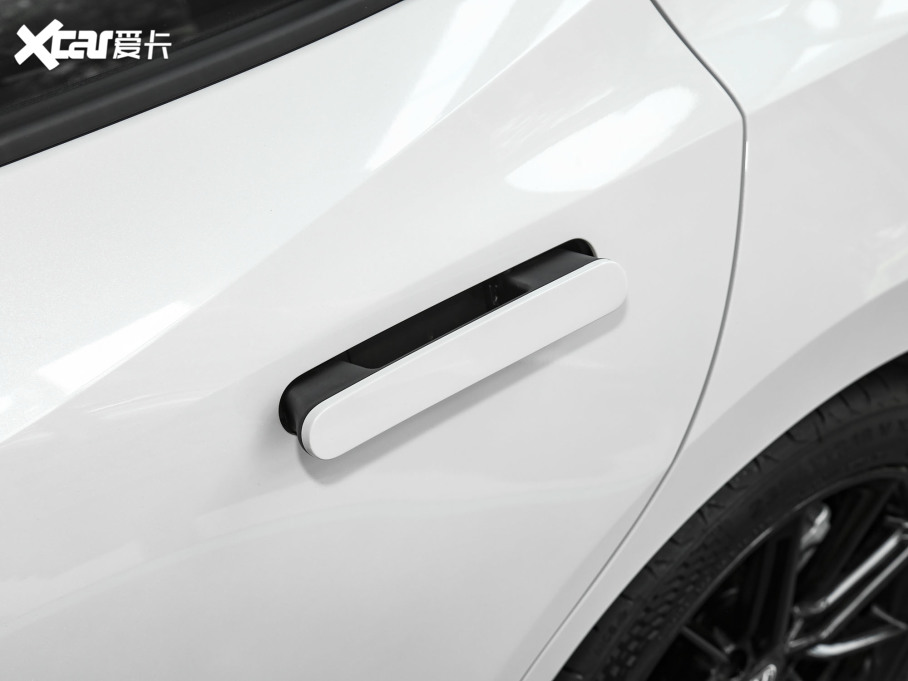 2023LUNI-V iDD 1.5T 113km Ȥ