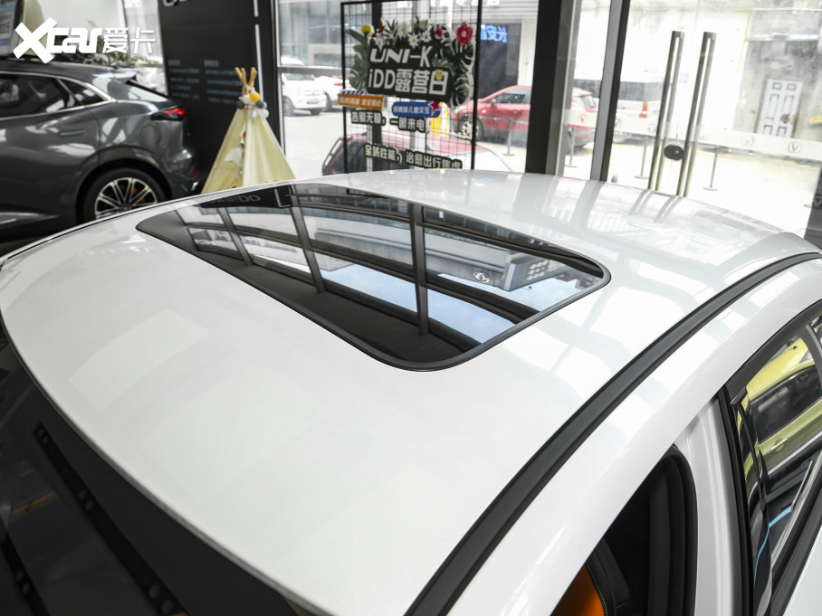 2023LUNI-V iDD 1.5T 113km Ȥ