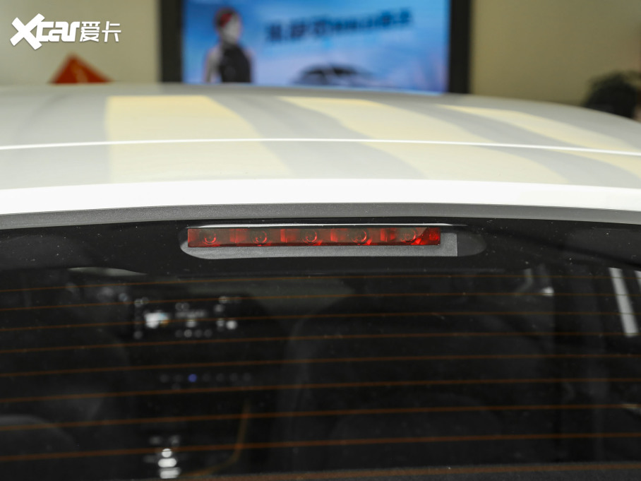 2023LUNI-V iDD 1.5T 113km Ȥ