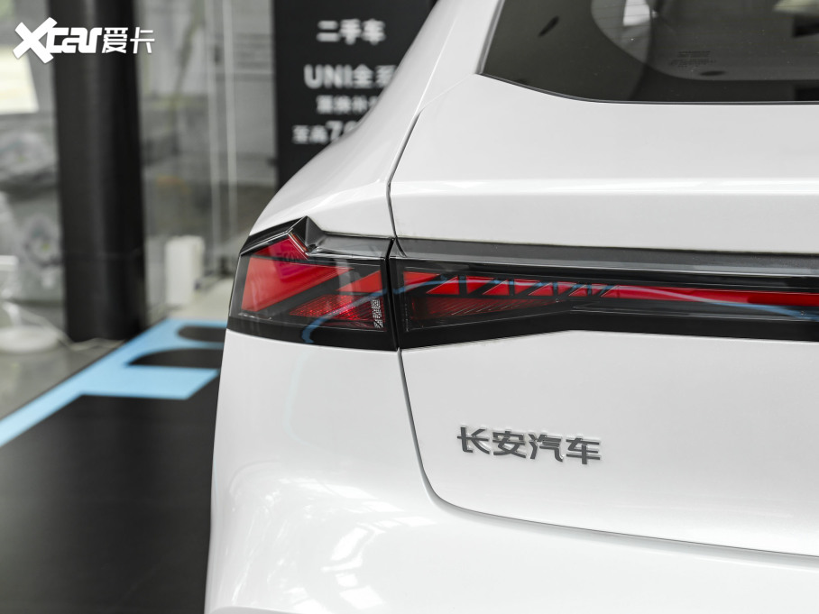 2023LUNI-V iDD 1.5T 113km Ȥ