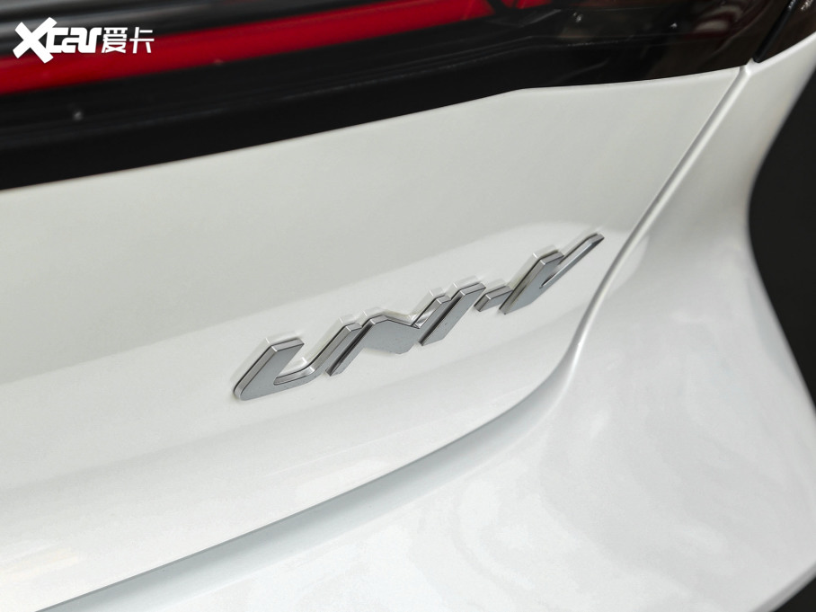 2023LUNI-V iDD 1.5T 113km Ȥ