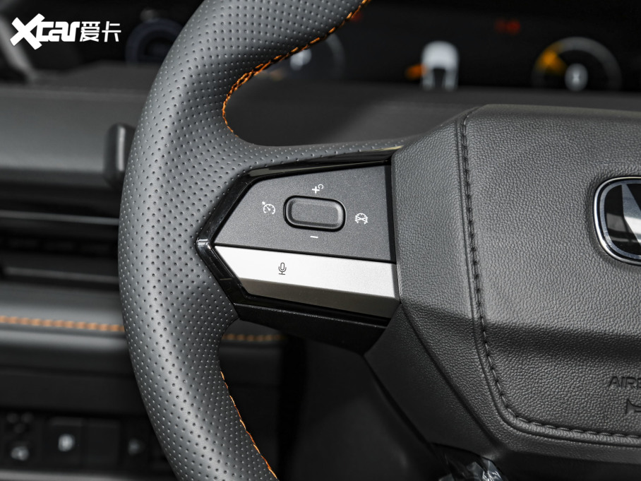 2023LUNI-V iDD 1.5T 113km Ȥ