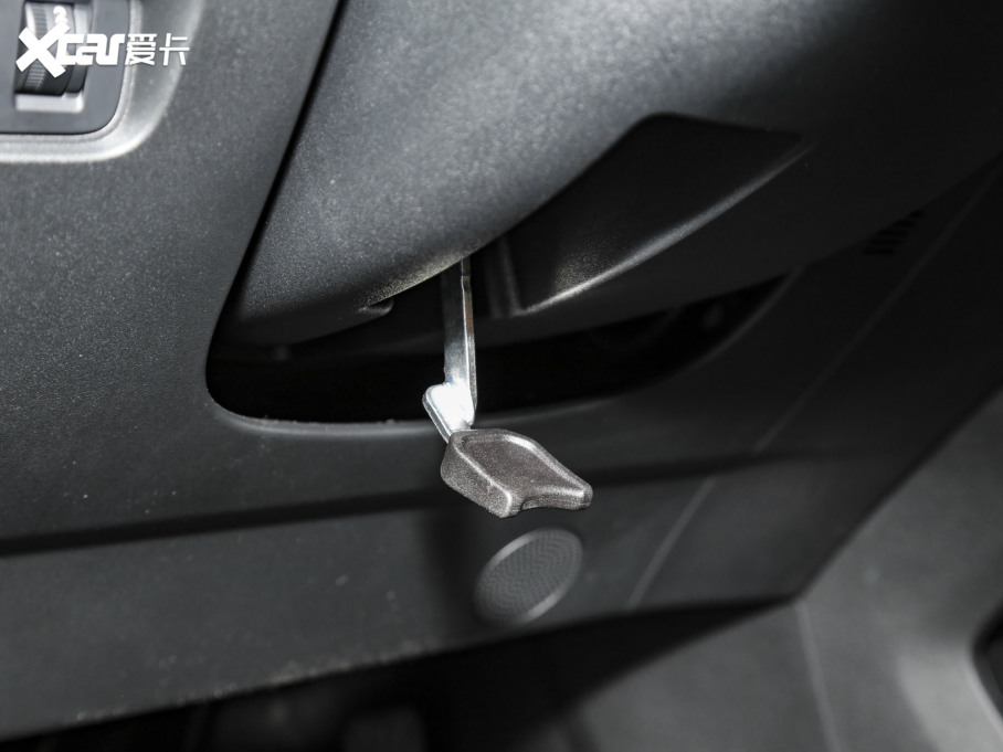 2023LUNI-V iDD 1.5T 113km Ȥ