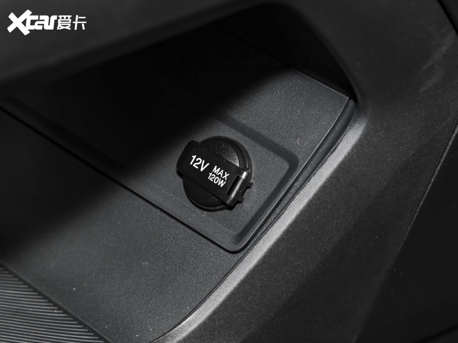 2023LUNI-V iDD 1.5T 113km Ȥ