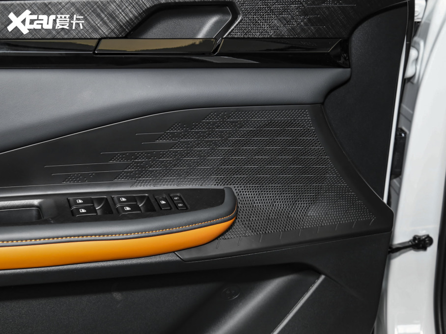 2023LUNI-V iDD 1.5T 113km Ȥ