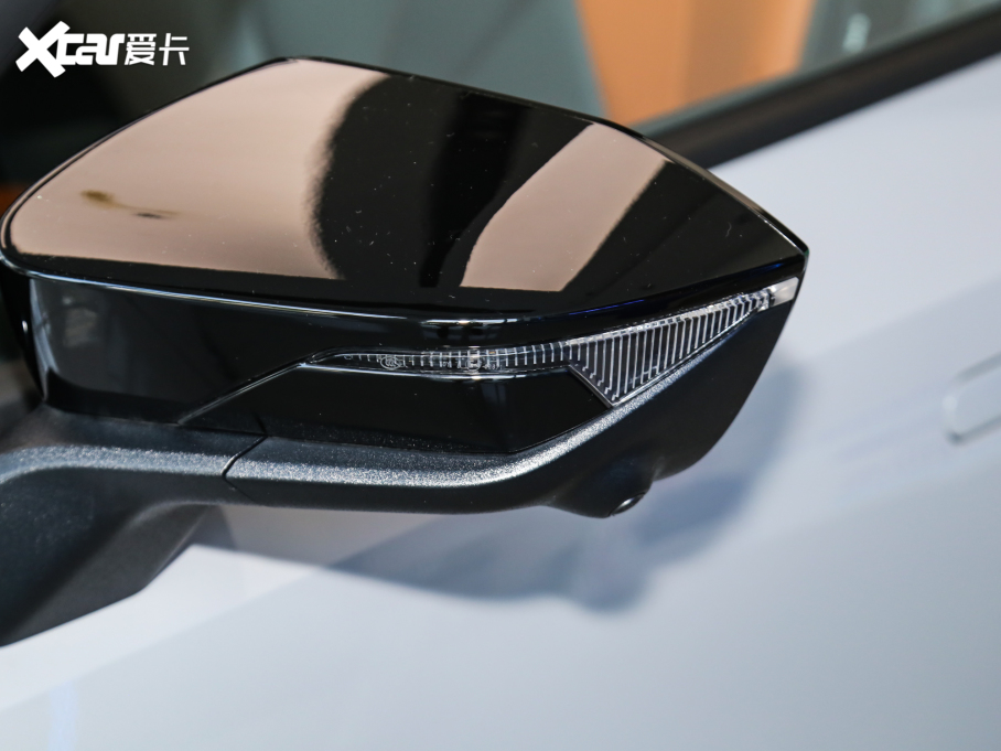 2023LUNI-V iDD  iDD 1.5T 113kmȤͣw棩